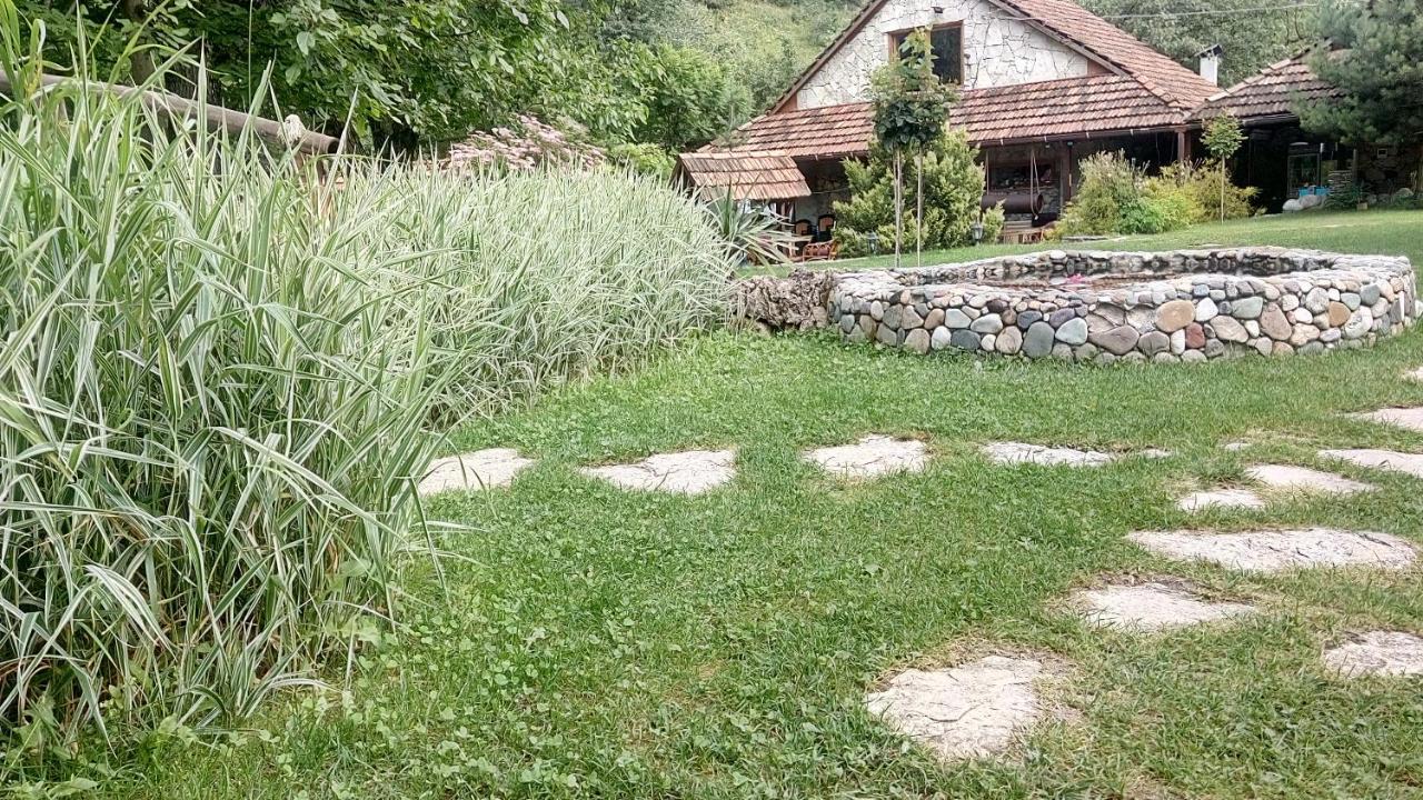 Bed and Breakfast Eco Garden Діліжан Екстер'єр фото
