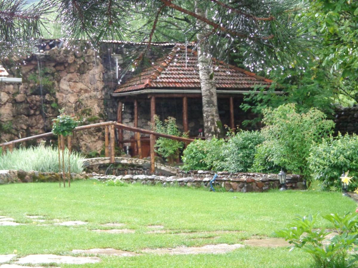 Bed and Breakfast Eco Garden Діліжан Екстер'єр фото