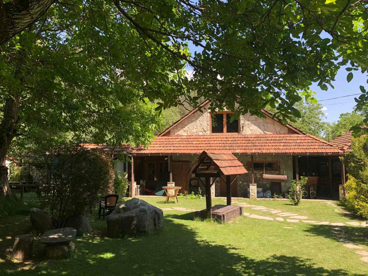 Bed and Breakfast Eco Garden Діліжан Екстер'єр фото