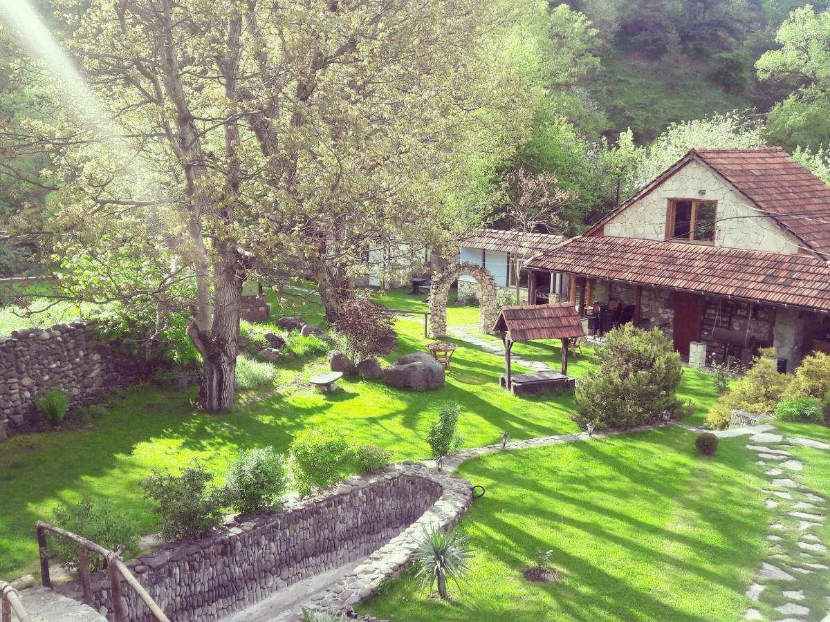 Bed and Breakfast Eco Garden Діліжан Екстер'єр фото